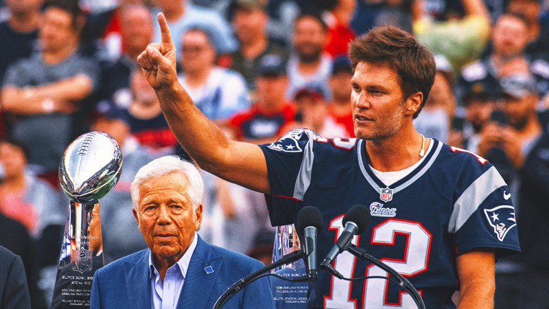 Tom Brady to Patriots Owner Robert Kraft: 'Get That 7th Ring So We Can Match'