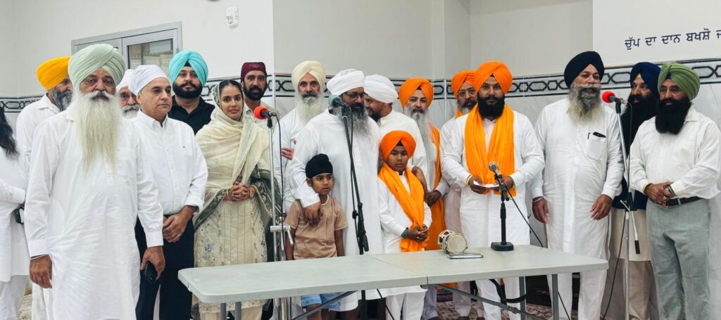 ਸਮਾਧ ਭਾਈ ਦੀ ਸੰਗਤ ਵੱਲੋ ਧੰਨ ਧੰਨ ਬਾਬਾ ਭਾਈ ਰੂਪ ਚੰਦ ਦੀ ਬਰਸੀ ਫਰਿਜਨੋ ਵਿਖੇ ਧੂਮਧਾਮ ਨਾਲ ਮਨਾਈ ਗਈ ਗੁਰਿੰਦਰਜੀਤ ਨੀਟਾ ਮਾਛੀਕੇ / ਕੁਲਵੰਤ ਧਾਲੀਆਂ